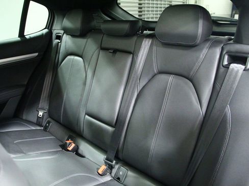 Used 2024 Alfa Romeo Stelvio Ti image 29