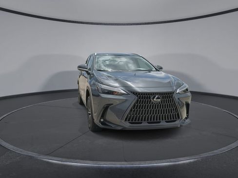 Used 2025 Lexus NX 250 FWD w/ Accessory Package (Z1) image 3