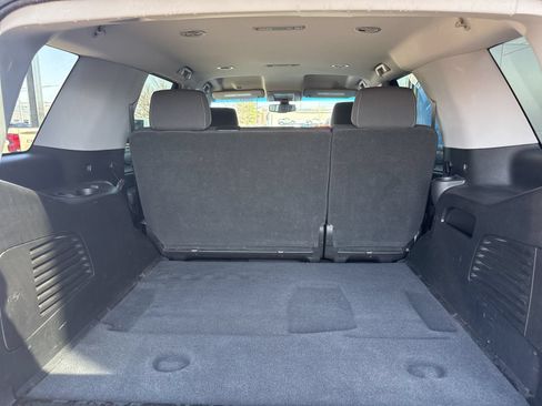 Used 2019 Chevrolet Tahoe LS AWD/4WD image 15