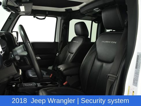Used 2018 Jeep Wrangler Unlimited Rubicon w/ Cold Weather Group AWD/4WD image 22
