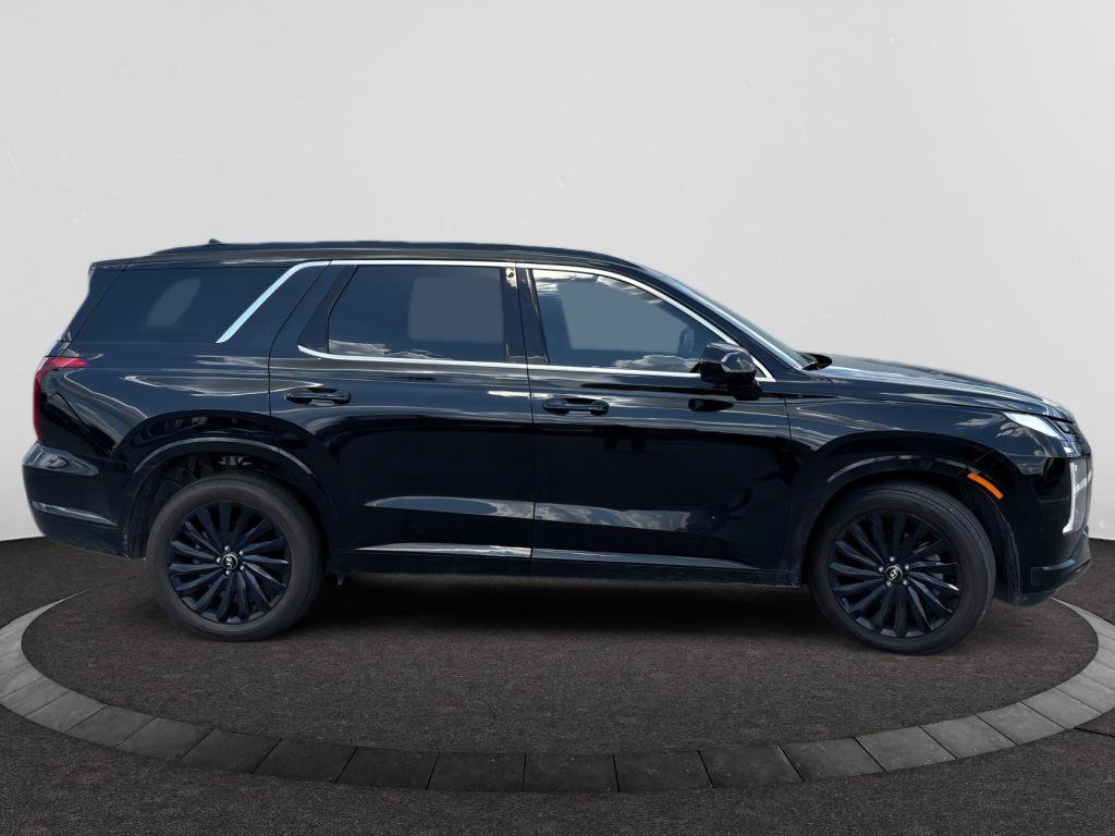 Used 2025 Hyundai Palisade Calligraphy AWD/4WD image 4