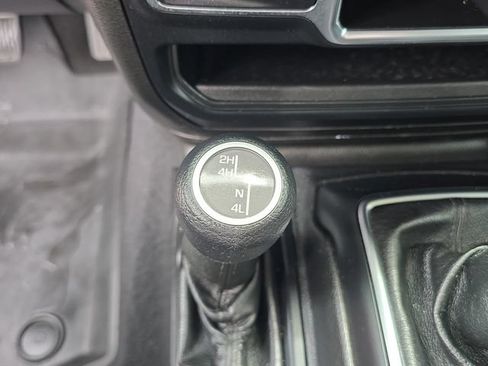 Used 2019 Jeep Wrangler Sport AWD/4WD image 20