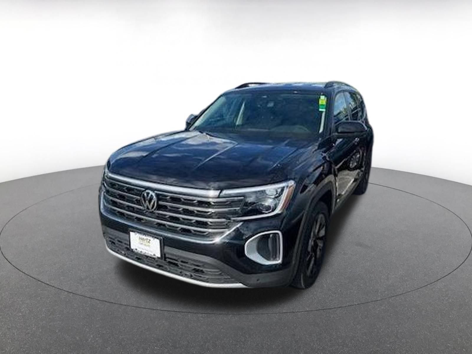 Used 2026 Volkswagen Atlas SE AWD/4WD image 3