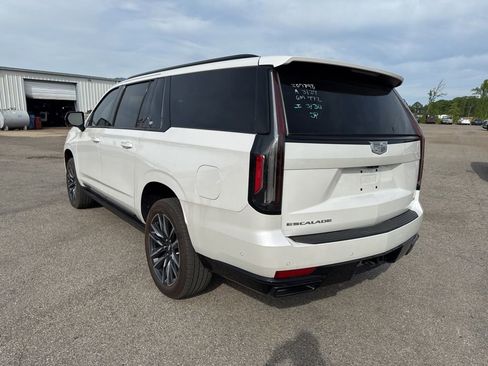 Used 2024 Cadillac Escalade ESV Sport w/ Touring Package image 2