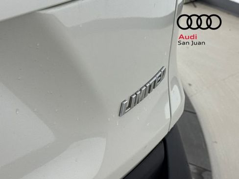 Used 2020 Toyota RAV4 Limited FWD image 13