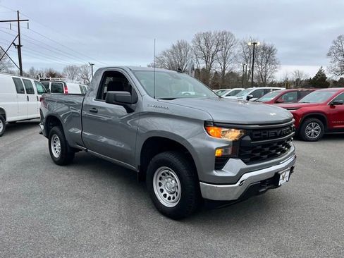 Used 2024 Chevrolet Silverado 1500 W/T w/ WT Convenience Package AWD/4WD image 4