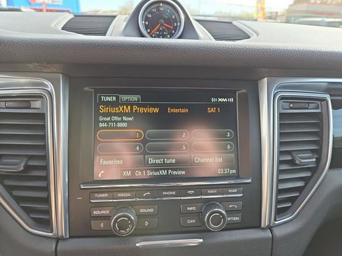 Used 2016 Porsche Macan S image 19