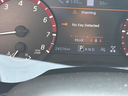 Used 2025 Nissan Frontier PRO-4X w/ Pro Premium Package AWD/4WD image 19