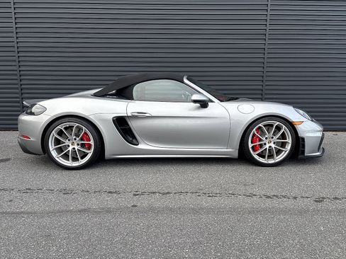 Certified 2021 Porsche 718 Boxster Spyder image 6