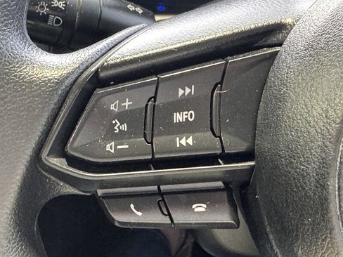 Used 2019 Toyota Yaris LE image 27