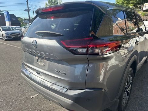 Used 2021 Nissan Rogue SV AWD/4WD image 11