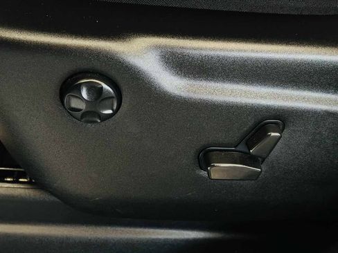 Used 2022 Dodge Durango GT RWD image 30
