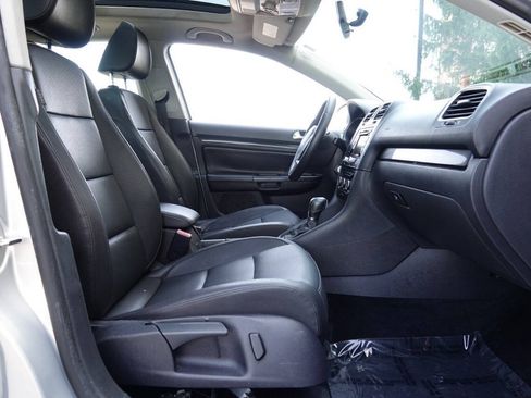 Used 2012 Volkswagen Jetta TDI FWD image 61
