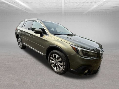Used 2019 Subaru Outback 2.5i Touring w/ Protection Package #1 AWD/4WD image 3