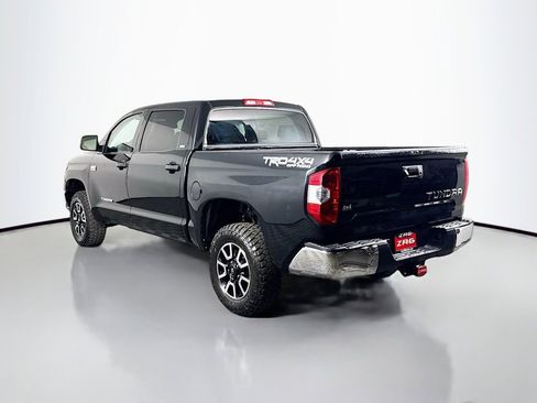 Used 2018 Toyota Tundra SR5 w/ TRD Off Road Package image 4