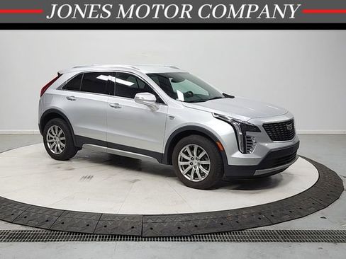 Used 2022 Cadillac XT4 Premium Luxury w/ Safety Alert Package FWD image 1