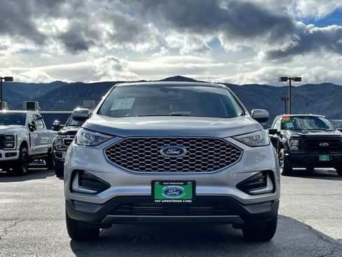 Used 2024 Ford Edge SEL image 5