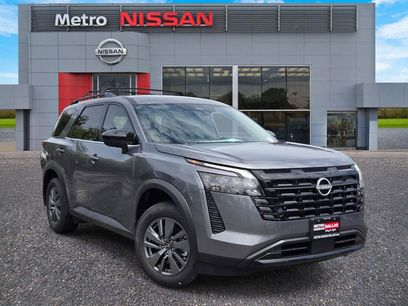 New 2026 Nissan Pathfinder SV