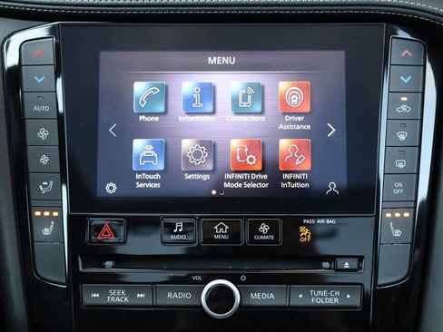 Used 2023 INFINITI QX50 Luxe image 35