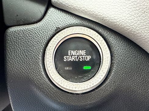 Used 2022 Chevrolet Equinox LT FWD image 31