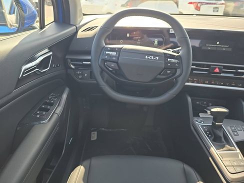 New 2026 Kia Sportage SX AWD/4WD image 13