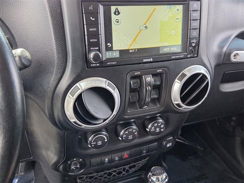 Used 2013 Jeep Wrangler Unlimited Sahara w/ Connectivity Group image 15