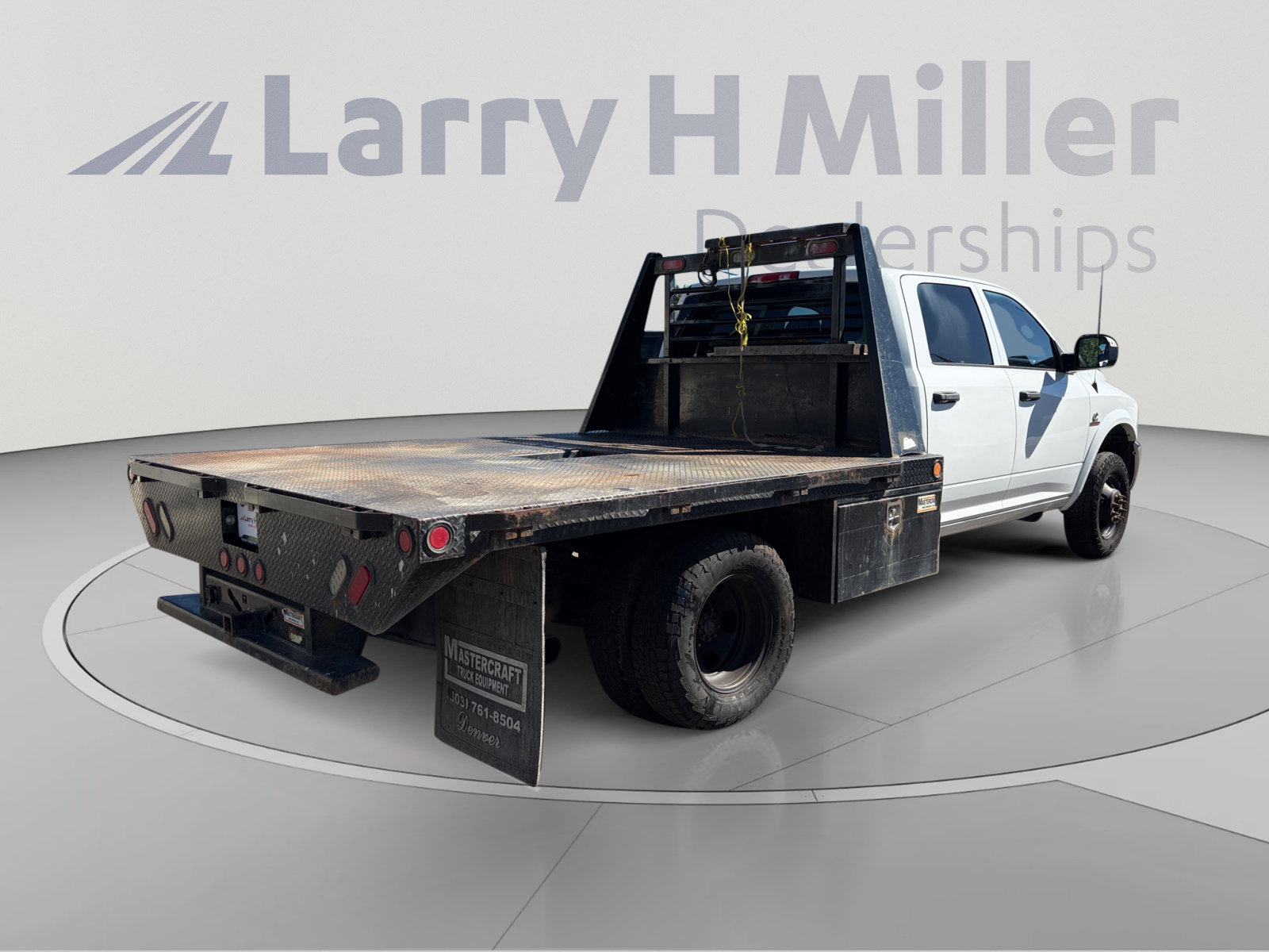 Used 2018 RAM 3500 Tradesman w/ Chrome Appearance Group AWD/4WD image 5