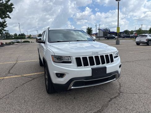 Used 2015 Jeep Grand Cherokee Limited w/ Luxury Group II AWD/4WD image 14