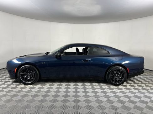 Used 2024 Dodge Charger R/T w/ Plus Group image 9