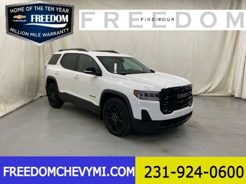 Used 2023 GMC Acadia SLE w/ Infotainment Package AWD/4WD image 1