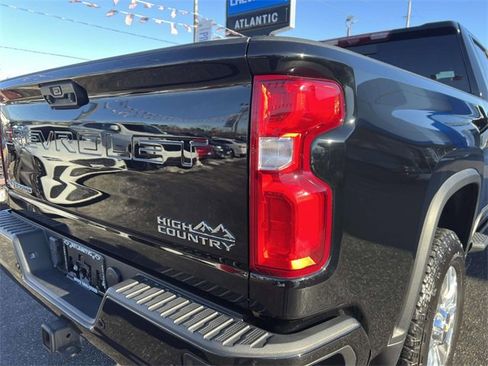 Certified 2023 Chevrolet Silverado 2500 High Country image 9