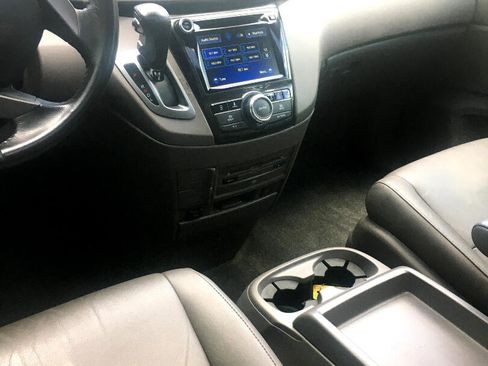 Used 2016 Honda Odyssey Touring image 16