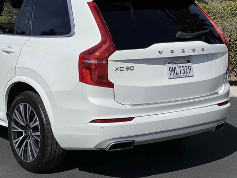 Used 2021 Volvo XC90 T5 Momentum w/ Advanced Package image 65