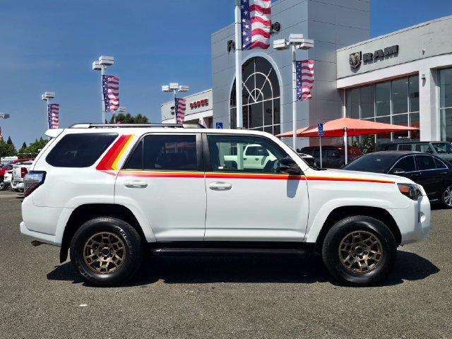 Used 2023 Toyota 4Runner 40th Anniversary SE AWD/4WD image 7