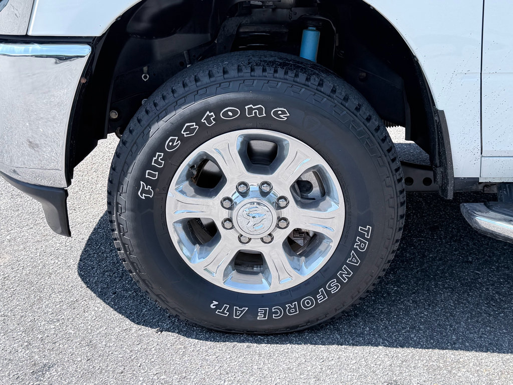 Used 2024 RAM 2500 Big Horn w/ Off Road Package AWD/4WD image 35
