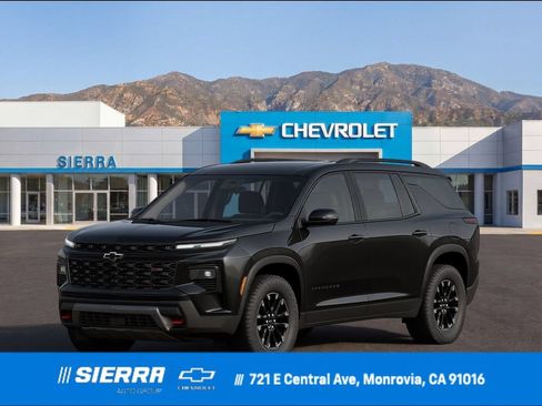 New 2026 Chevrolet Traverse Z71 w/ LPO, Cargo Package AWD/4WD image 1