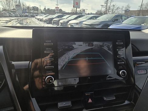 Used 2024 Toyota Camry SE image 26