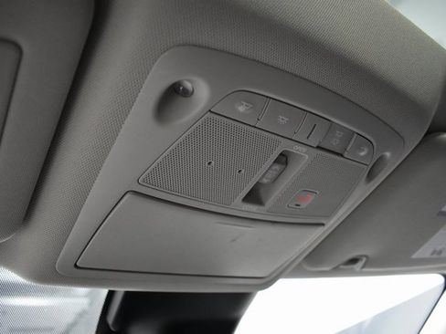 Used 2020 Nissan Rogue SL w/ Premium Package image 28