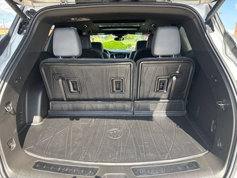 Used 2022 Buick Enclave Essence w/ Experience Buick Package AWD/4WD image 33