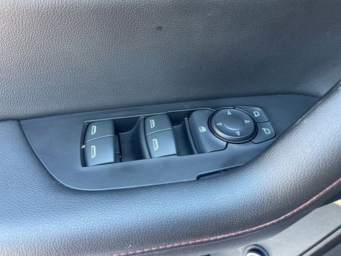 Certified 2024 Chevrolet Blazer RS w/ Driver Confidence II Package image 33