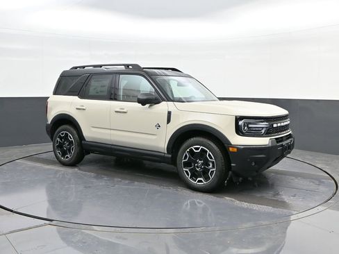 New 2025 Ford Bronco Sport Outer Banks w/ Outer Banks Tech Package+ image 17
