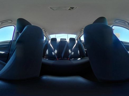 Used 2025 Nissan Versa SV FWD image 39