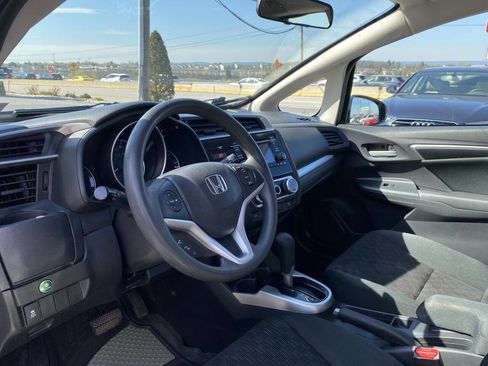 Used 2017 Honda Fit LX image 11