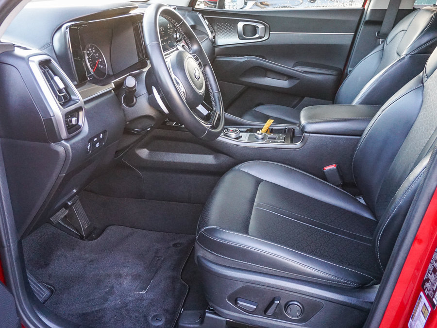 Certified 2021 Kia Sorento EX FWD image 18