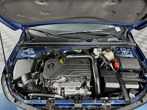 Used 2024 Chevrolet Malibu LT image 30