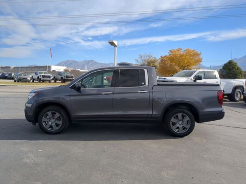 Used 2020 Honda Ridgeline RTL-E image 2