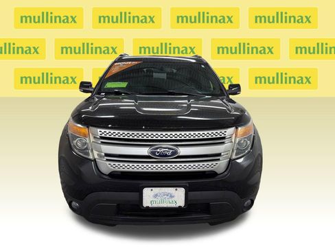 Used 2015 Ford Explorer XLT w/ Equipment Group 202B image 13