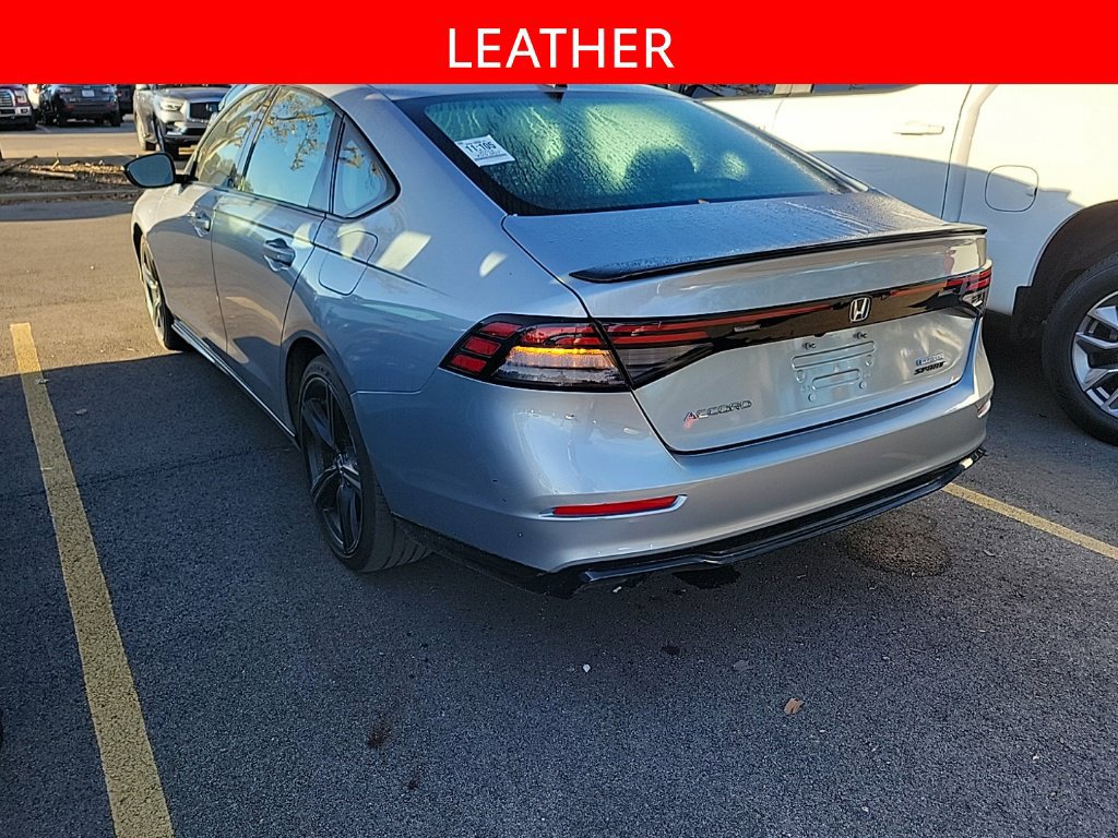 Used 2023 Honda Accord Sport image 4