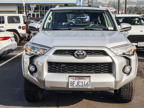 Used 2018 Toyota 4Runner SR5 image 18