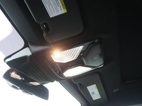 New 2026 BMW X6 xDrive40i w/ Climate Comfort Package image 20